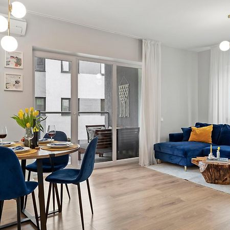 Mido Park Apartment With Private Parking & Self Check-In Bucharest Exterior photo